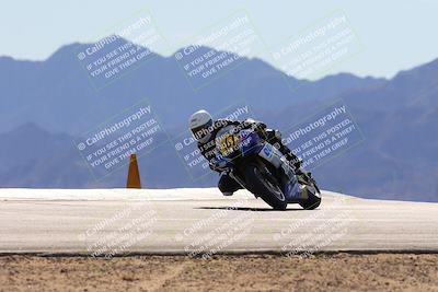 media/Dec-08-2024-CVMA (Sun) [[267e5a7075]]/Race 4-Amateur Supersport Middleweight/